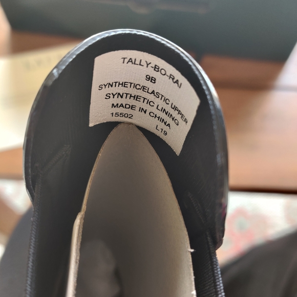 Boots - Picture 2 of 5